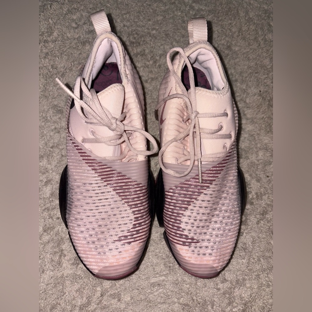 👟 Nike Air Zoom SuperRep 2 – Size 7 (Women’s)